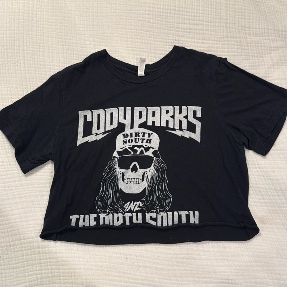 Crop top graphic band tee